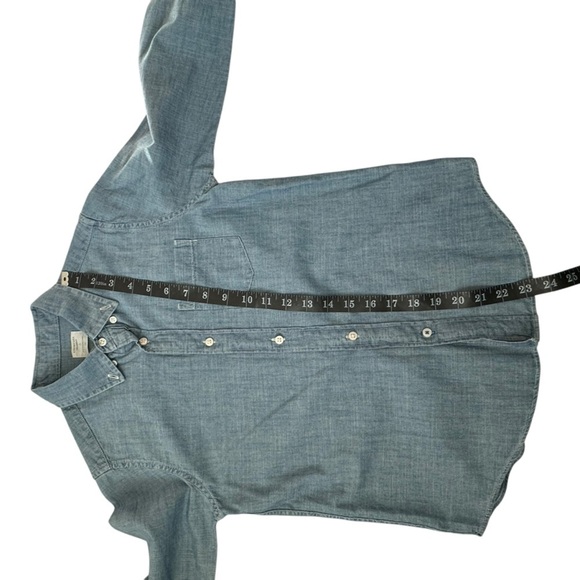 J. Crew Factory Boy's Long Sleeve Blue Chambray Button Up Shirt Size 10 - Picture 4 of 9